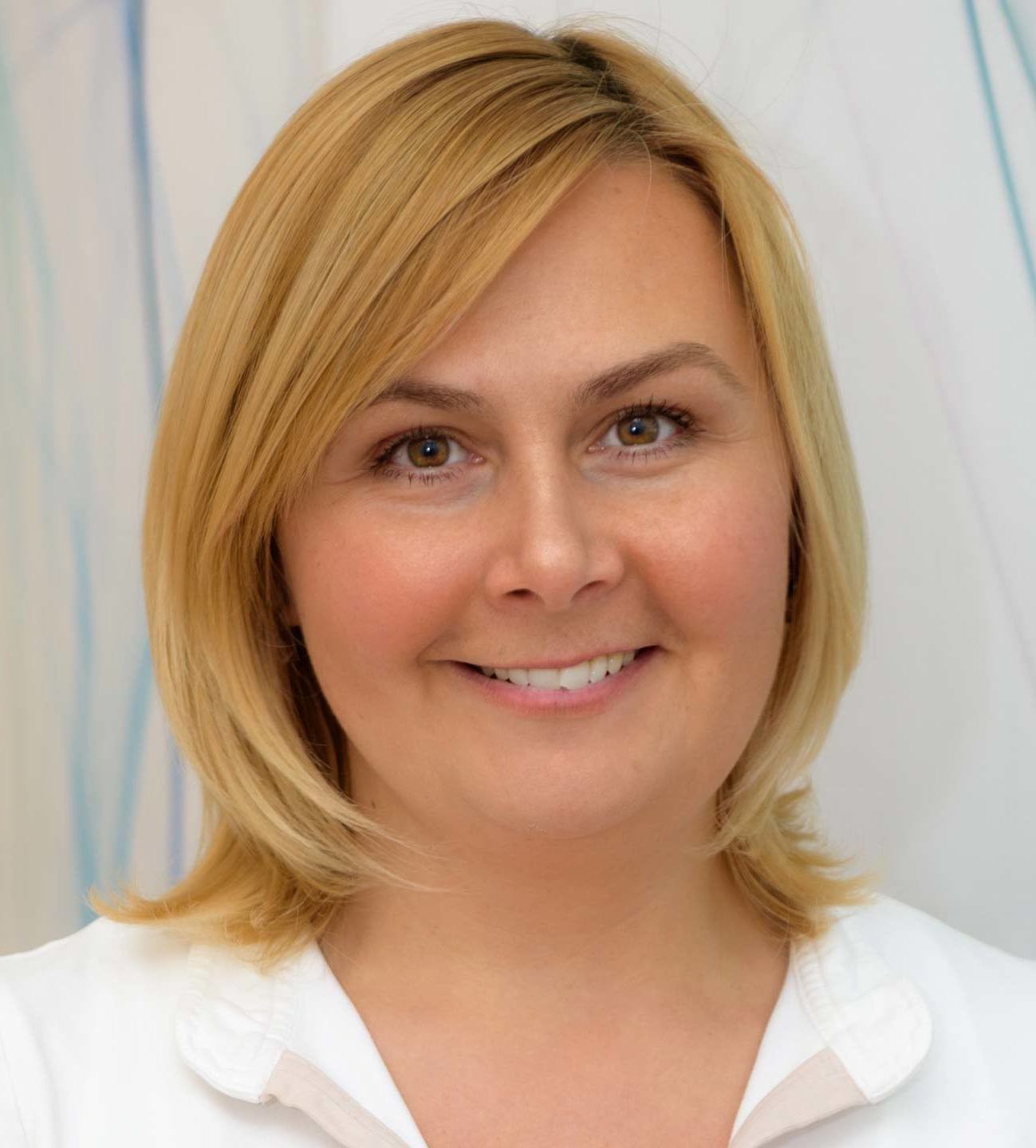 <strong>Anita Lutscher</strong>